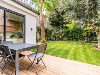 Ground Floor Apartment Opening to Garden