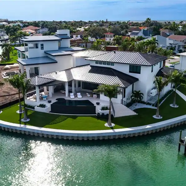 WATERFRONT ARCHITECTURAL EXCELLENCE