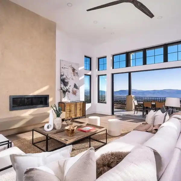 SANCTUARY OF MODERN LUXURY WITH BREATHTAKING VIEWS
