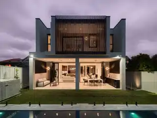 Seamless Indoor-Outdoor Living Near Long Reef