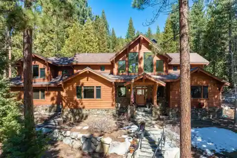 Upgraded Home in Historic Glenbrook