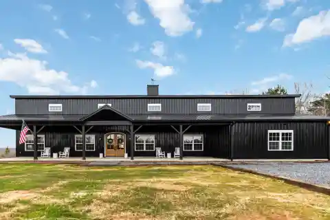 Custom Beauty on Five Acres