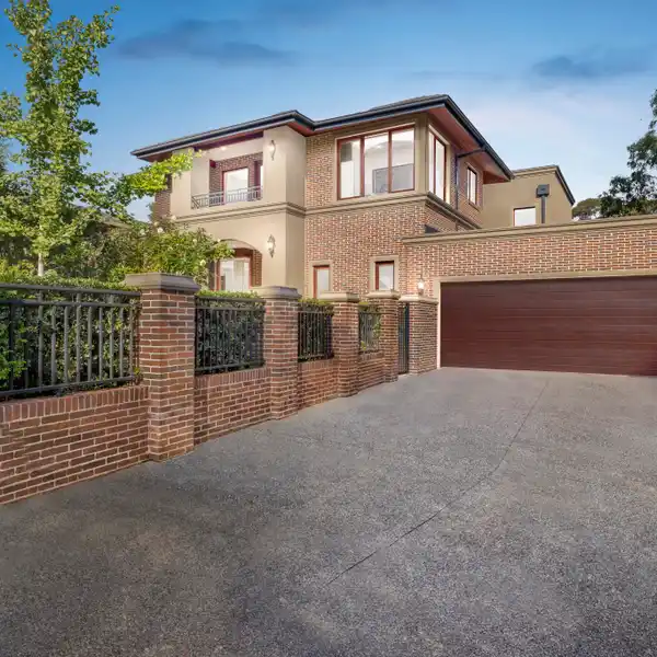 ARCHITECTURAL EXCELLENCE WITH MODERN AMENITIES