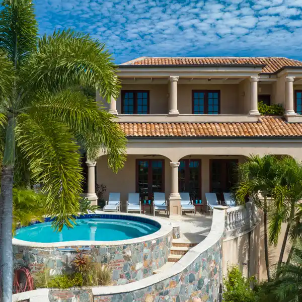 TIMELESS ISLAND VILLA WITH SWEEPING OCEAN VISTAS