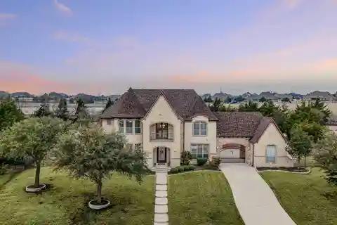 Exquisite Estate in Gated Kingsbridge in Rockwall