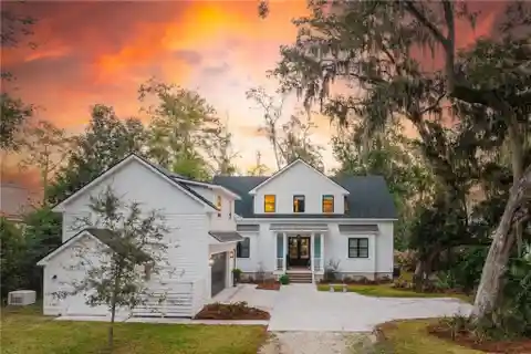 Stunning Custom-built 2022 Home