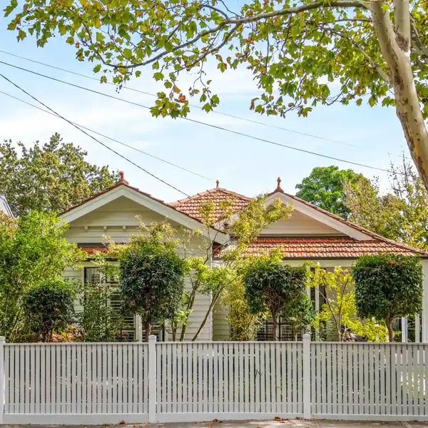 IMPECCABLE EDWARDIAN RESIDENCE