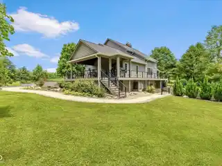 Luxury with Country Serenity