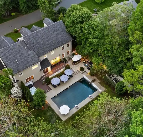 A BEAUTIFUL CONVERGENCE OF LUXURY AND STYLE