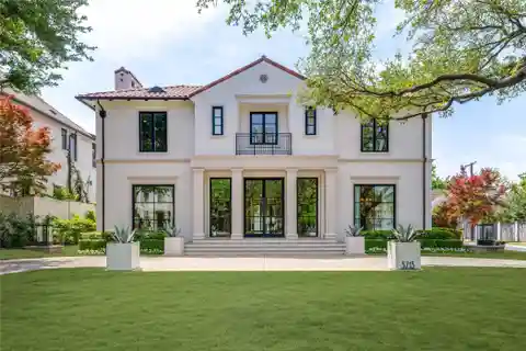 Architectural Pedigree with Modern Luxury
