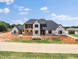 New Construction in the Oak Tree West Golf Community