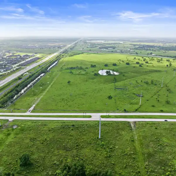 133-ACRE BLANK CANVAS FOR YOUR DREAMS
