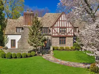 Sophisticated and Stylish Cotswold Tudor