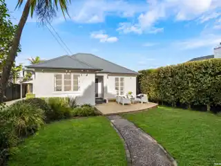 Move-In Ready and Modernised 1920s Brick Bungalow
