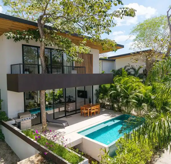 GRANDE SALVAJE ESTATE (HOUSE 1 & 2): 2 MODERN HOMES, JUST STEPS TO THE FAMOUS SURF BREAK IN PLAYA GRANDE!