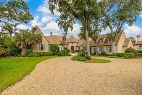 Timeless Sophistication in Exclusive Hawkins Island