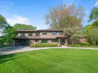 Mid-Century Marvel with Bespoke Architectural Expansion