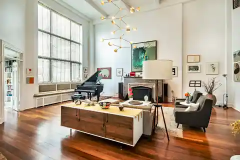 Show-Stopping Terraced Penthouse