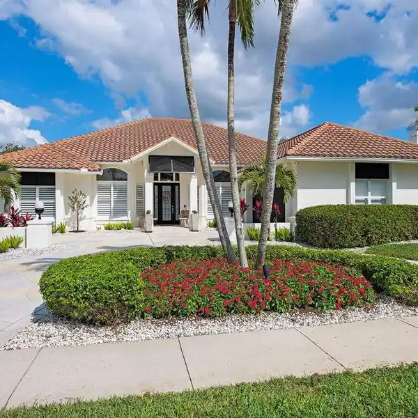 COMPLETELY RENOVATED ESTATE HOME IN LELY ISLAND ESTATES