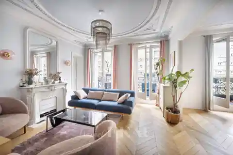 Bright, Renovated Apartment with Cellar Included