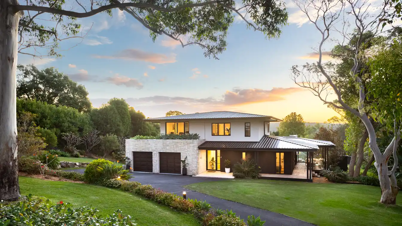 Resort-style Luxury with Sweeping Views