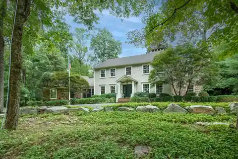 Classic Colonial with Sunroom and Pool House