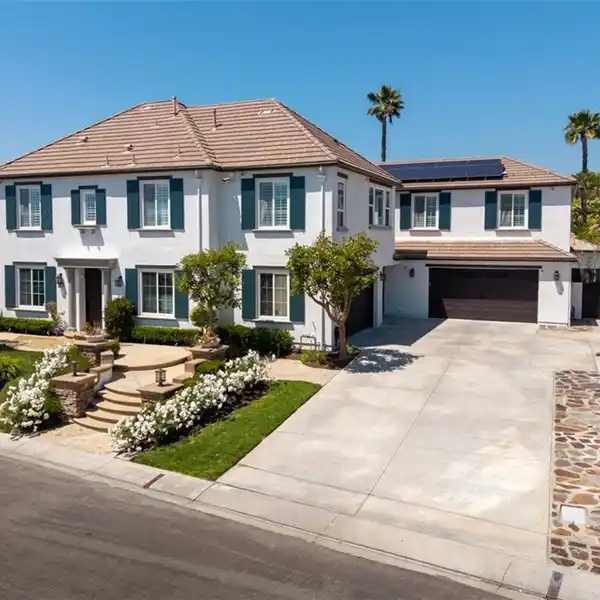 ONE-OF-A-KIND HOME IN KERRIGAN RANCH