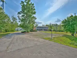 Multi-Generational Living on 7 Private Acres