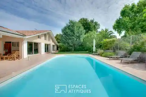 Relaxing Poolside Retreat Minutes from Ocean