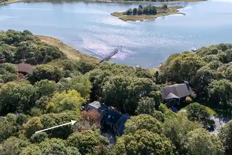 Spacious Waterfront Retreat with Shared Dock Access