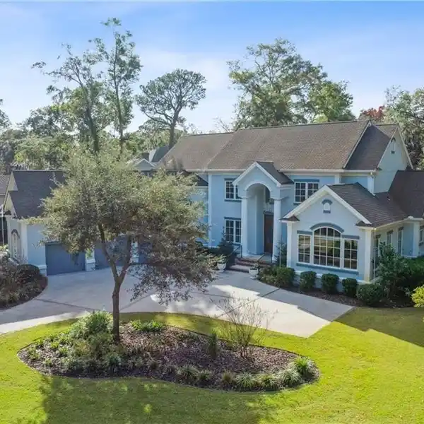 LUXURY AND FUNCTIONALITY IN A GREAT LOCATION