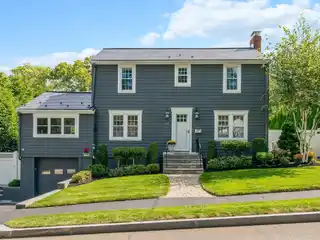 Turnkey Center Entrance Colonial