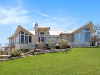 Breathtaking Contemporary Hilltop Residence