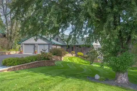Custom Home on Beautiful Balsam Lake