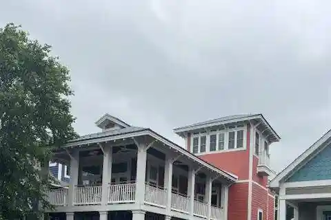 Lovely Home and Guest House in Beachwalk