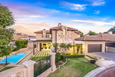 Modern Home in a Secure Luxury Estate