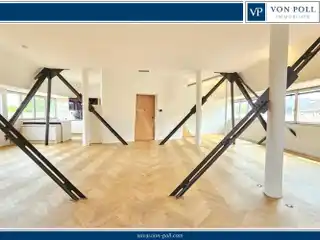 Exclusive Loft Maisonette