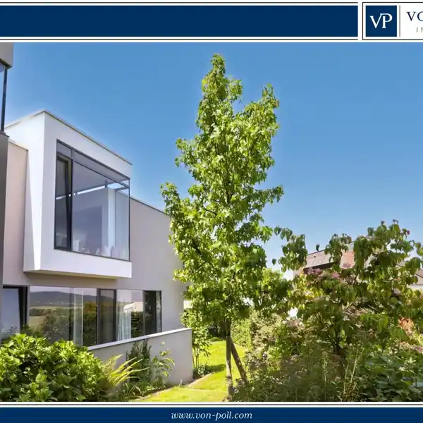 SPACIOUS AND LUXURIOUSLY FURNISHED VILLA