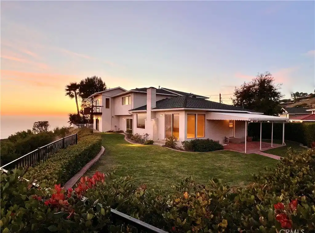 Spacious Property with Fabulous Views