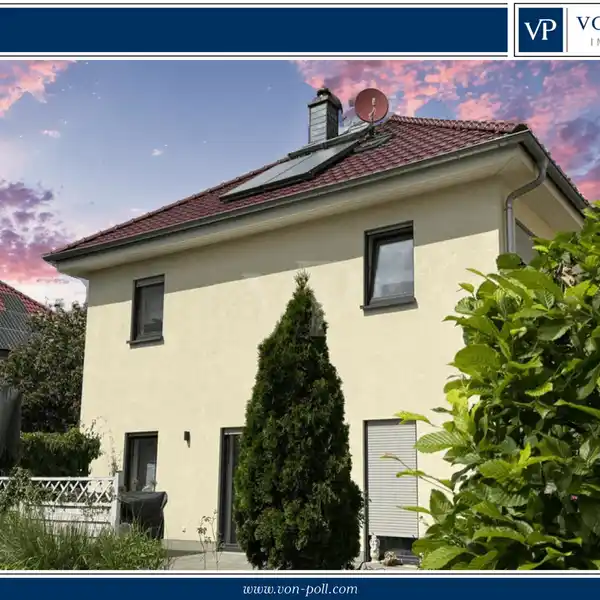BEAUTIFUL TOWN VILLA WITH EXTENDED ATTIC