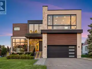 Newly Built Masterpiece Designed by Award-Winning Studio