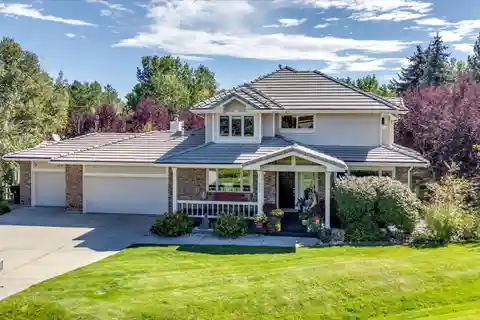 Beautiful Updated Home on a Quiet Cul-De-Sac