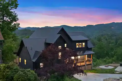 Scandinavian Style Residence in the Smokies