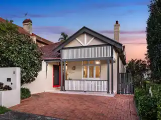 Gorgeous Home with Vintage Ambience