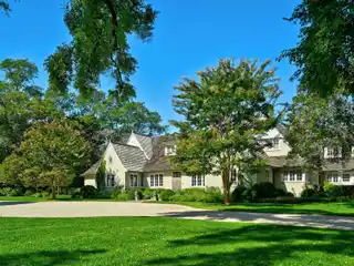 Exquisitely Designed Estate Near Fabled Ocean Beaches