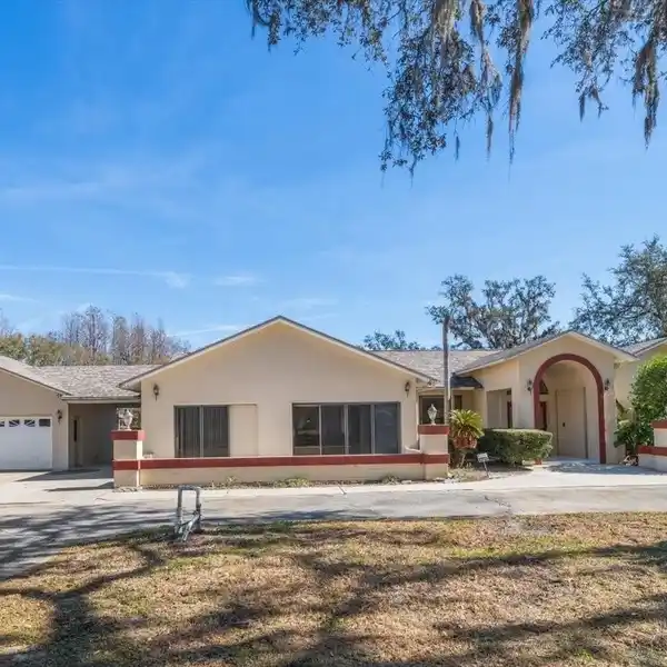 RARE OPPORTUNITY FOR EXPANSIVE PROPERTY IN ODESSA