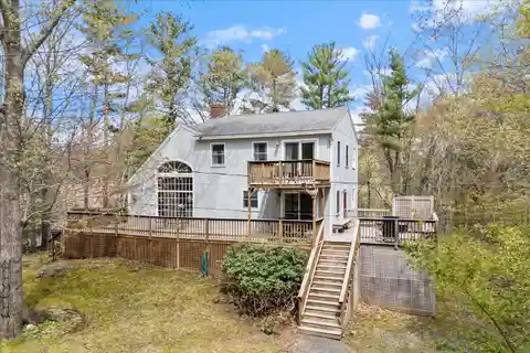 A Charming Slice of Paradise