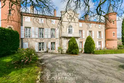 Grand 17th-Century Home in Natural Setting