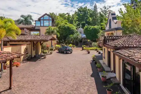 Paradise in Harmony with Nature in Cariari