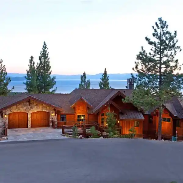 MODERN LUXURY AND NATURAL BEAUTY
